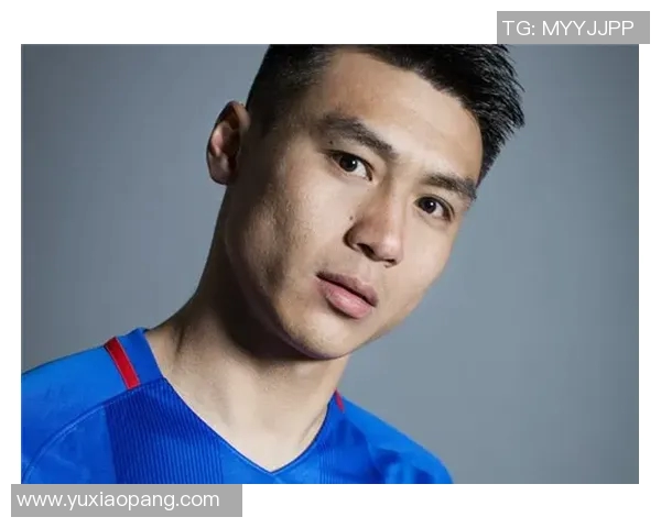 吕征的足球之路：从青涩少年到职业球员的成长历程与心路历程