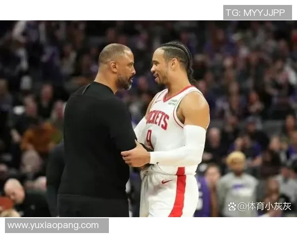 火箭队与独行侠的激烈对决揭示NBA季后赛的悬念与精彩瞬间