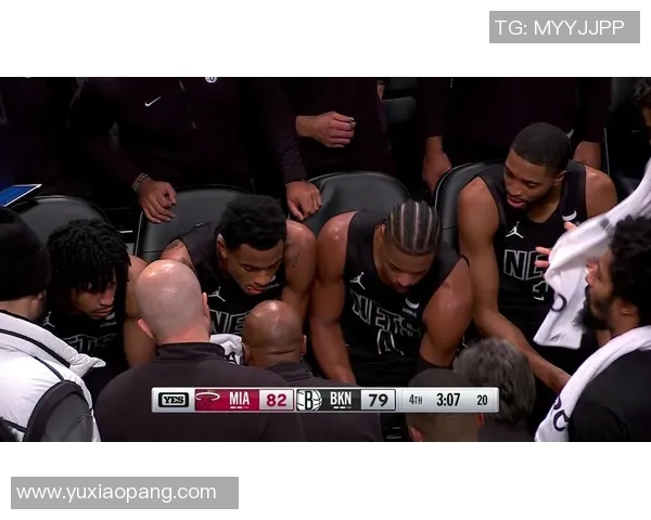 篮网与热火季后赛第三场激战回顾球星表现与战术分析全景呈现